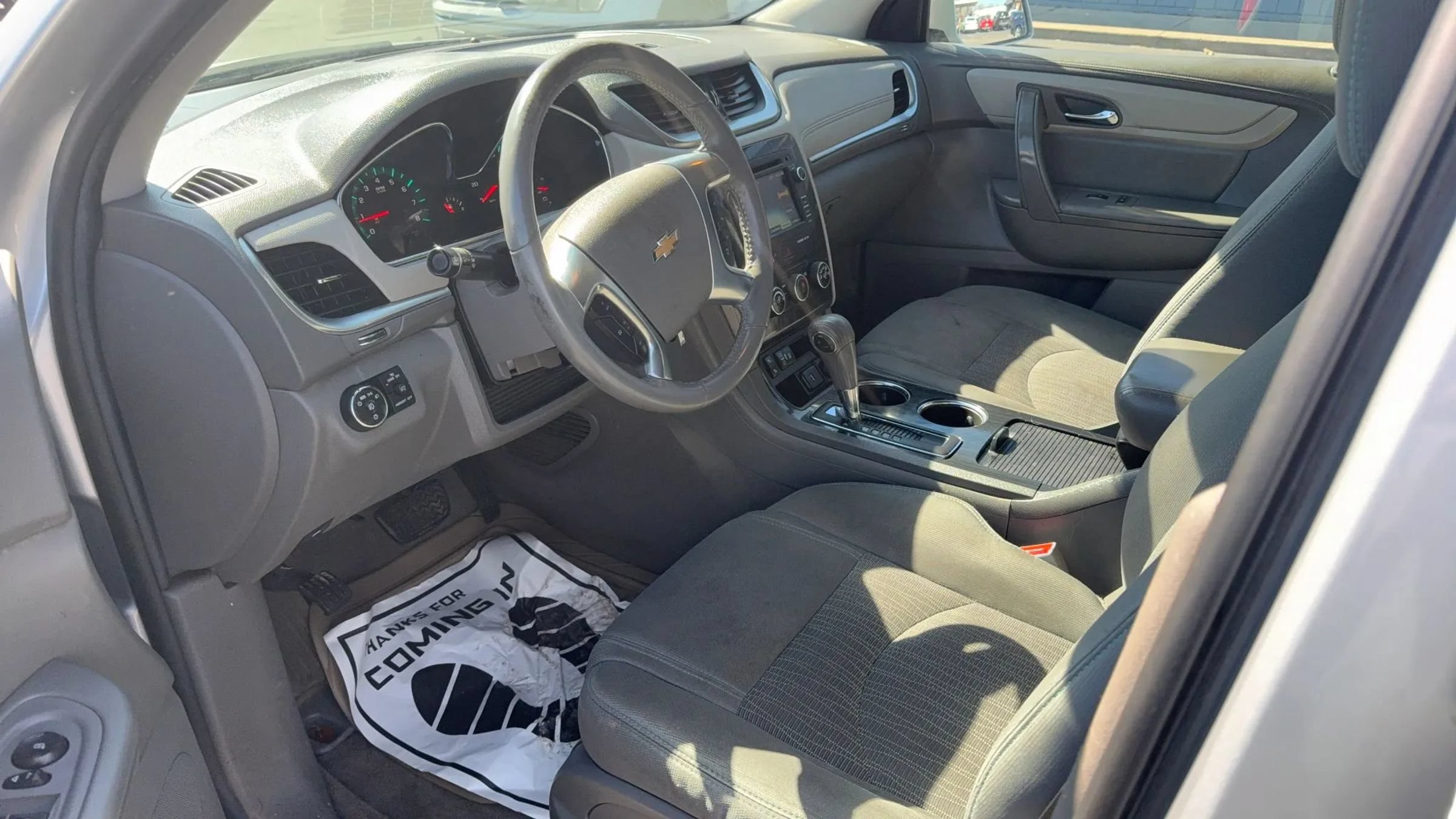 Used 2017 Chevrolet Traverse LT AWD/4WD image 11