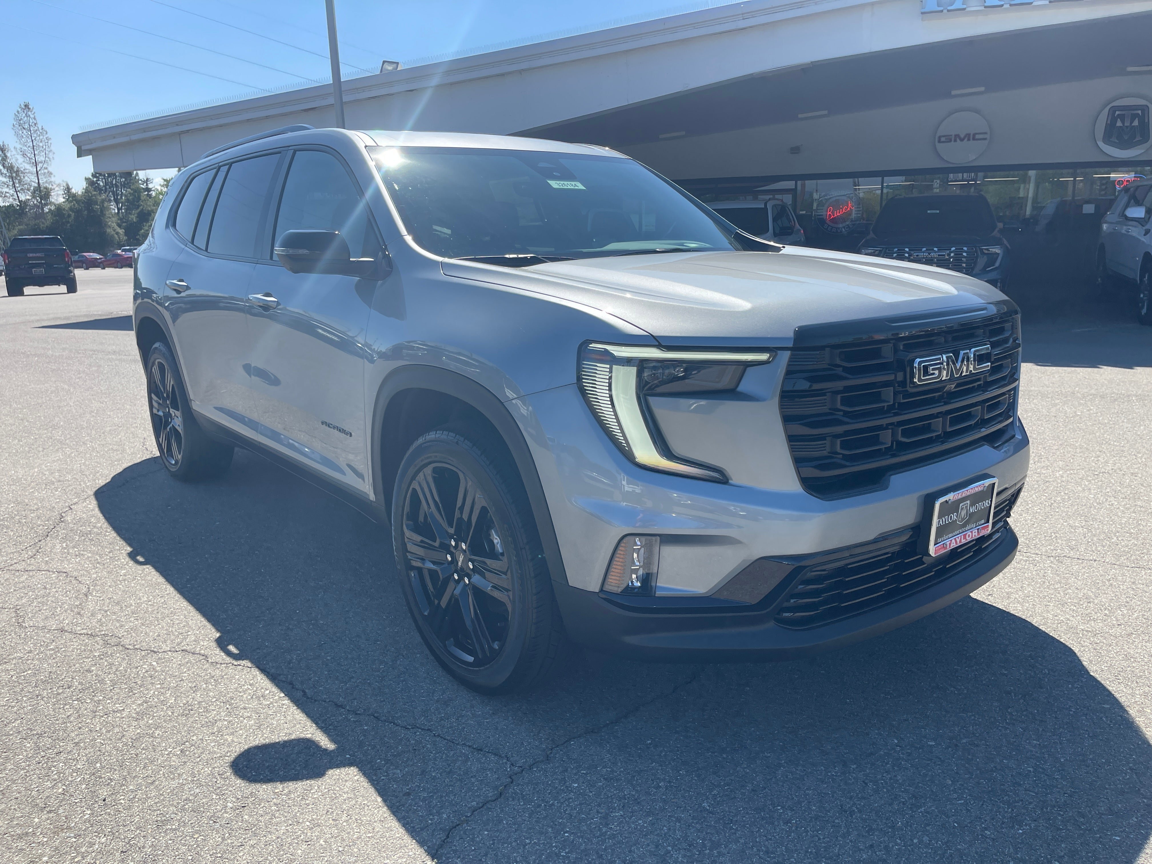 New 2026 GMC Acadia Elevation w/ Black Edition AWD/4WD image 3