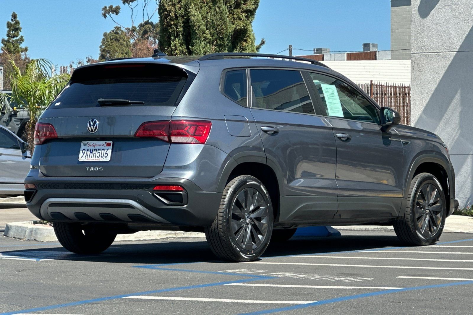 Certified 2022 Volkswagen Taos S w/ IQ Drive S Package image 4