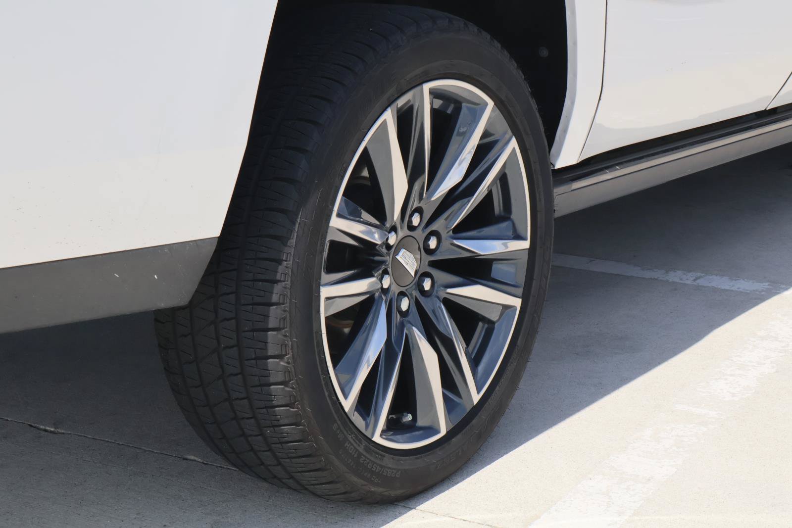 Used 2020 Cadillac Escalade ESV Premium Luxury RWD image 12