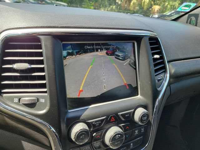 Used 2017 Jeep Grand Cherokee Altitude AWD/4WD image 31