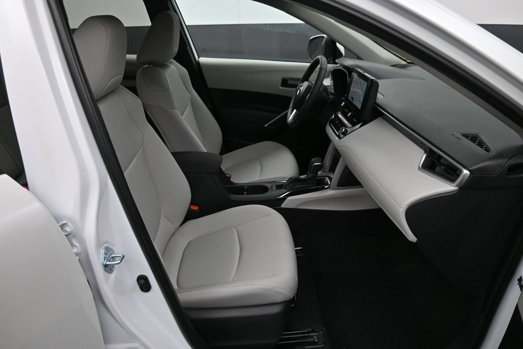 Certified 2024 Toyota Corolla Cross LE AWD/4WD image 24