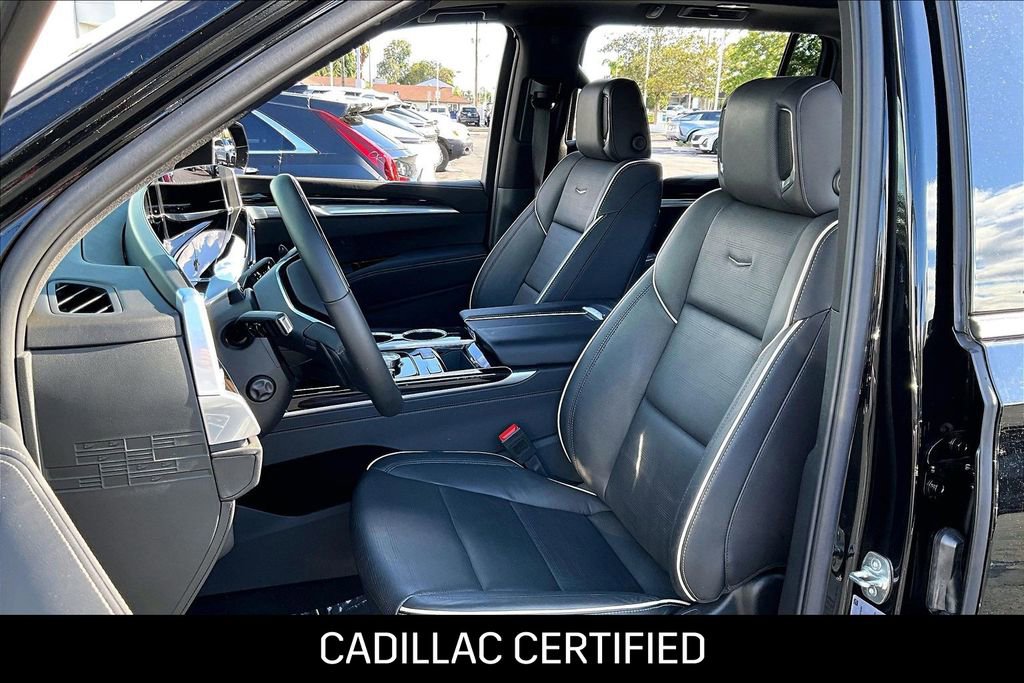 Certified 2025 Cadillac Escalade ESV Premium Luxury RWD image 10