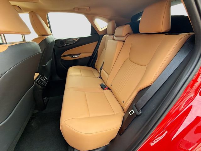 Used 2025 Lexus NX 250 FWD w/ Towing Package (2000 Lbs) image 20