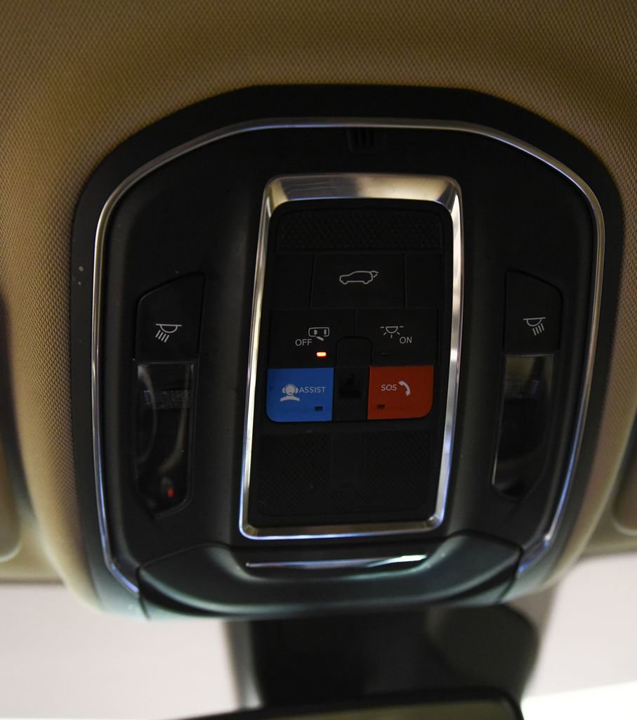 Used 2022 Jeep Grand Cherokee L Limited image 28