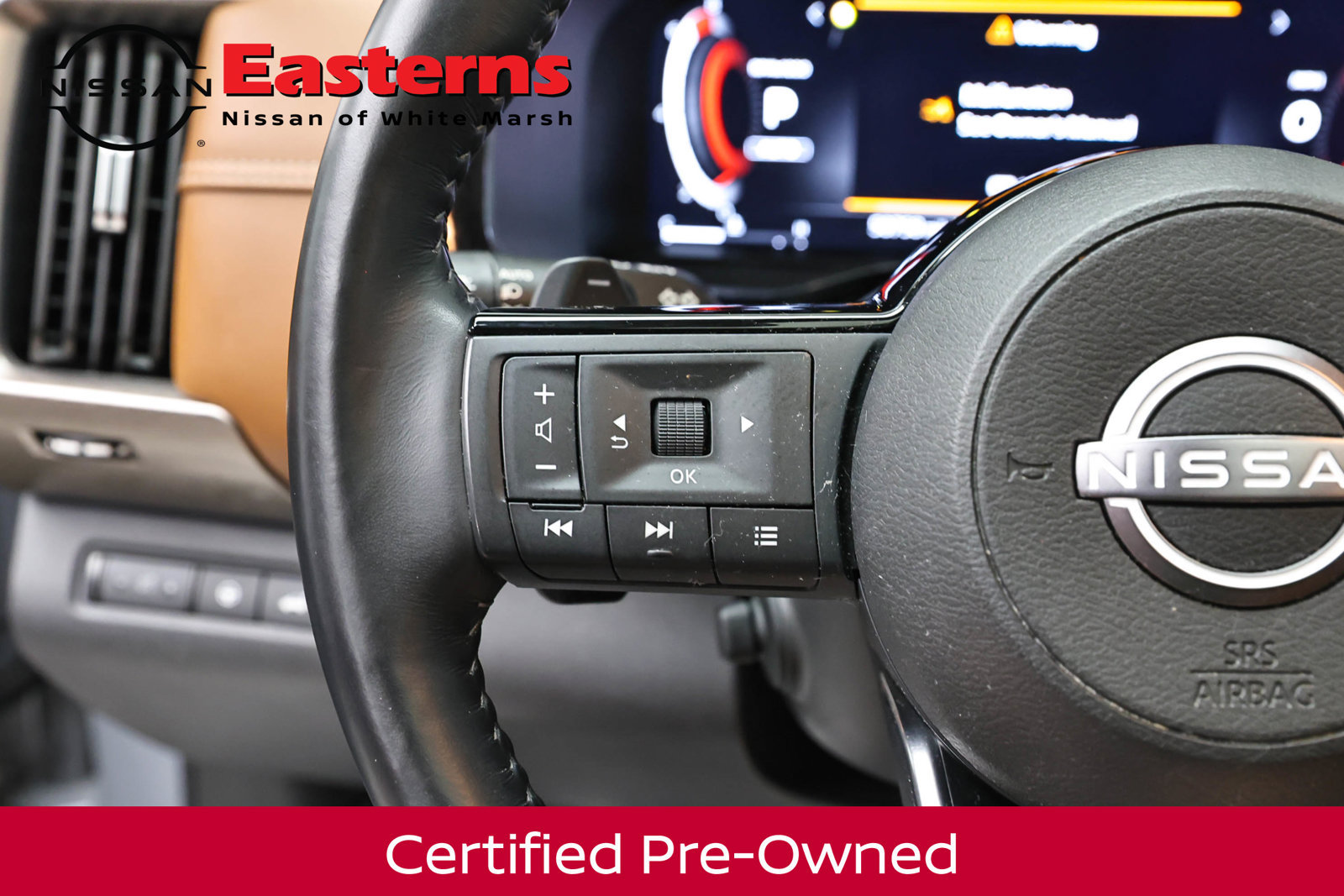 Used 2023 Nissan Pathfinder Platinum w/ Cargo Package AWD/4WD image 15