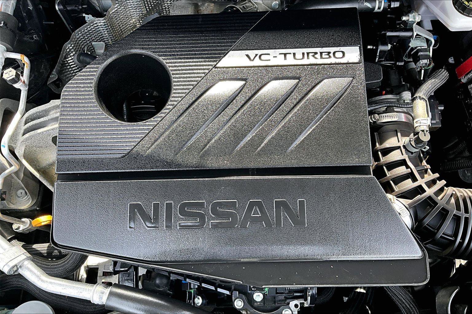 Used 2023 Nissan Rogue S image 33