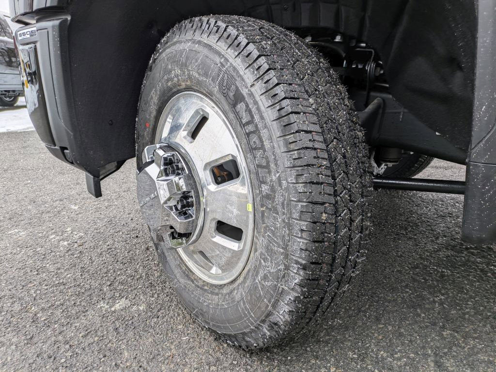 New 2026 GMC Sierra 3500 Denali w/ Denali Reserve Package image 37