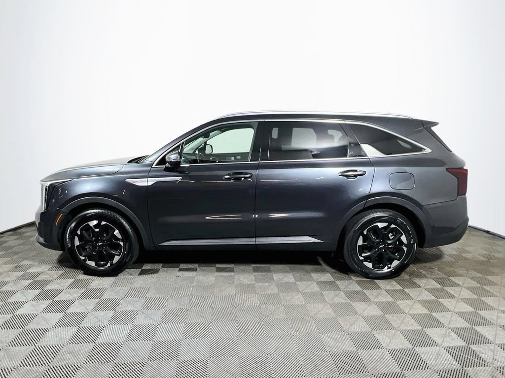 Used 2024 Kia Sorento S FWD image 4
