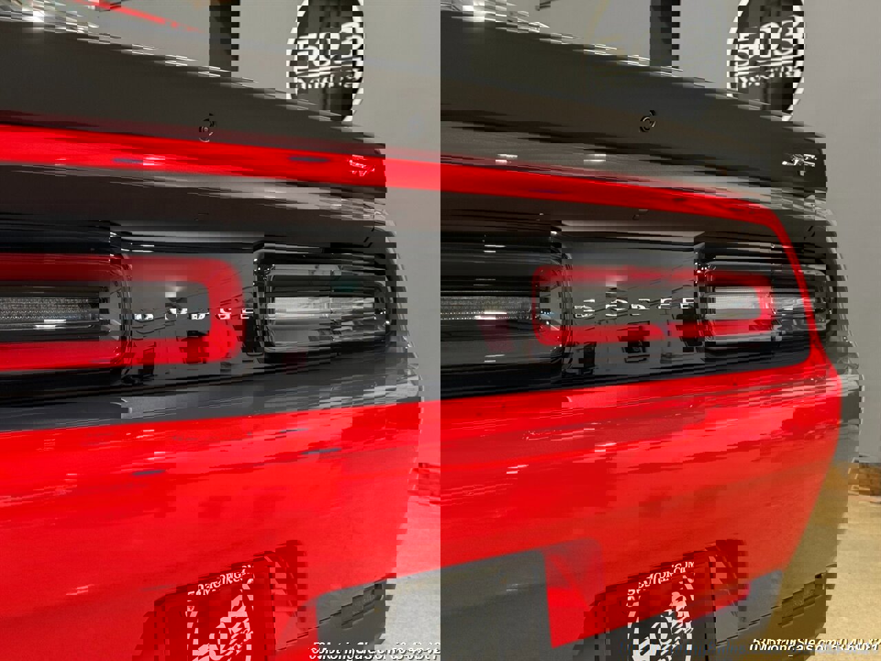 Used 2015 Dodge Challenger SRT Hellcat image 18