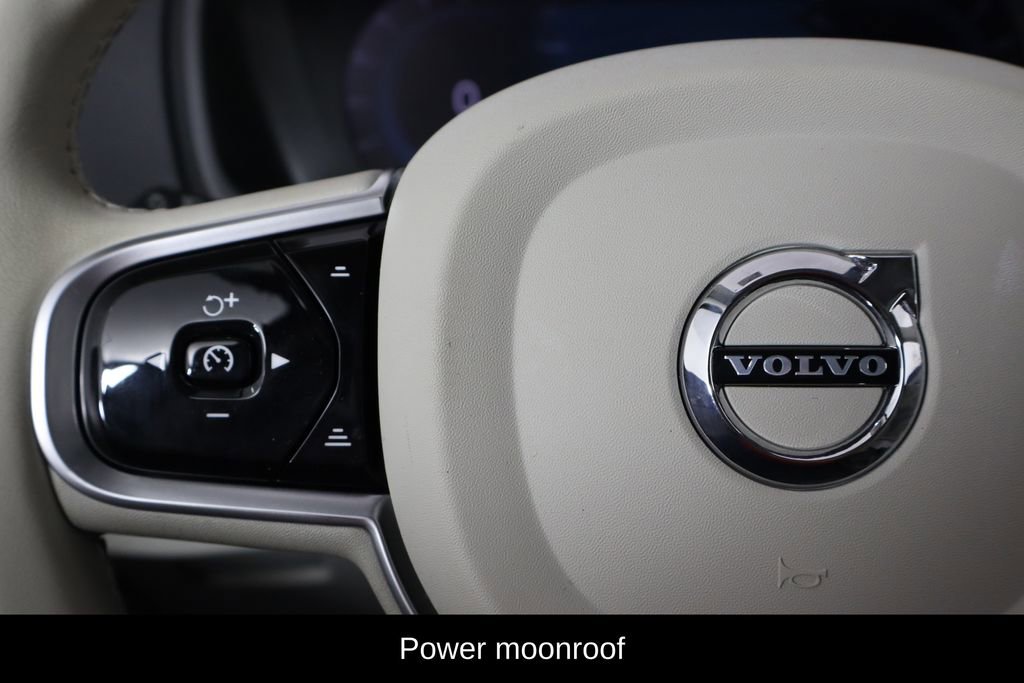 Used 2023 Volvo XC90 B5 Core w/ Protection Package Premier image 8