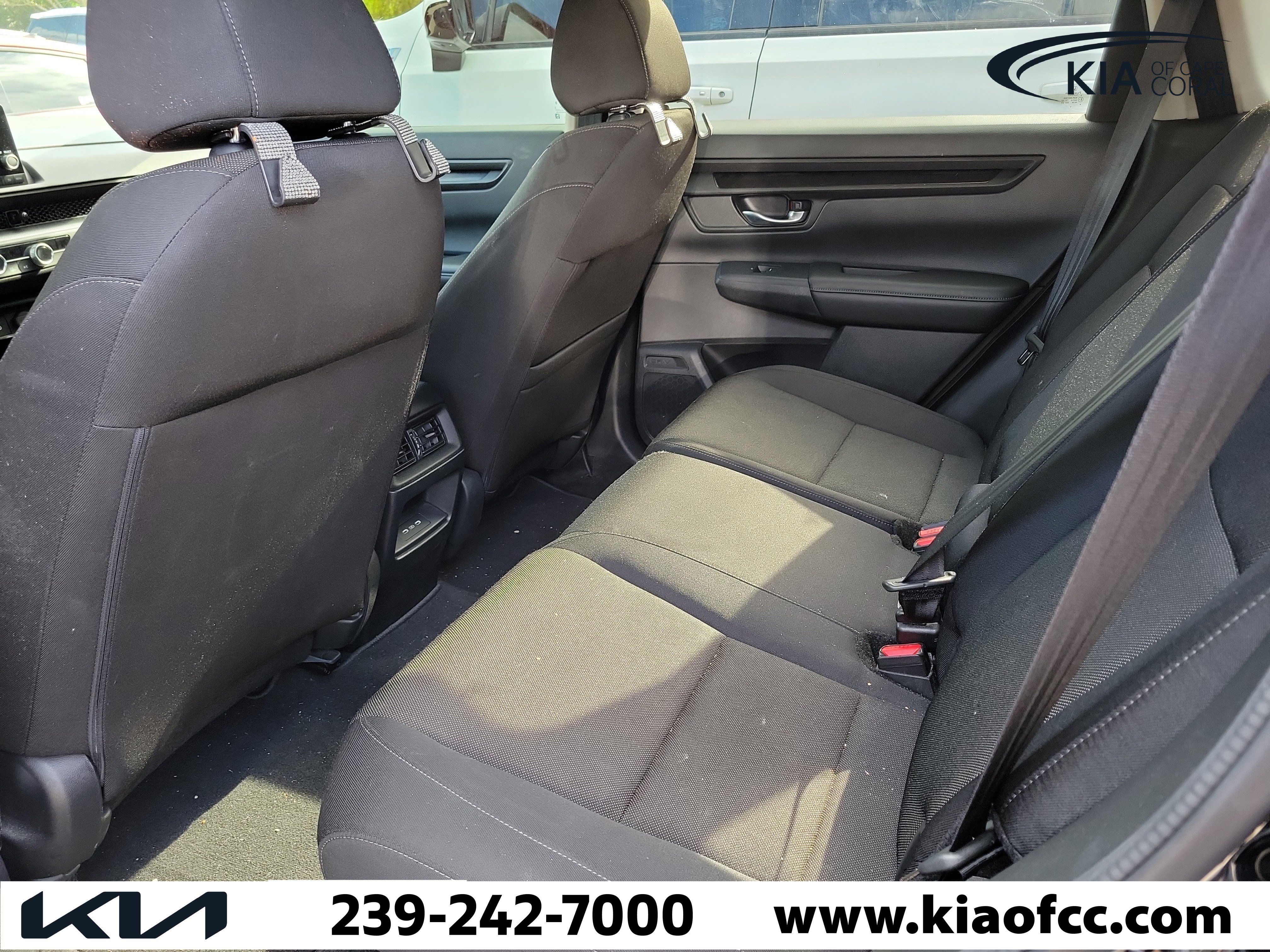 Used 2025 Honda CR-V EX image 7