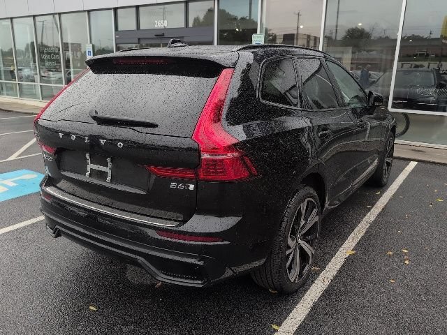 Used 2023 Volvo XC60 B6 Ultimate w/ Protection Package Premier AWD/4WD image 9