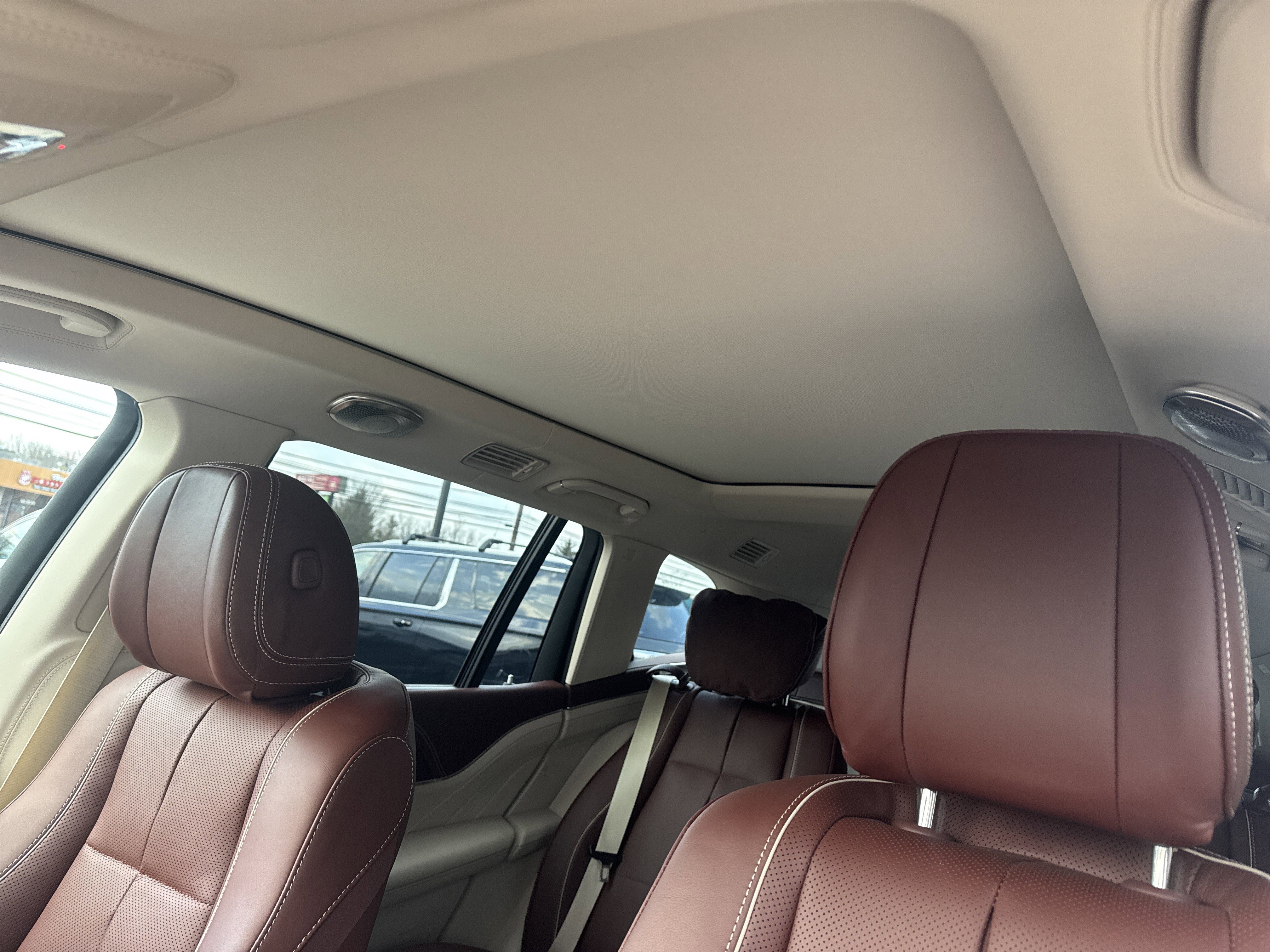 Used 2023 Mercedes-Benz Maybach GLS 600 4MATIC image 16