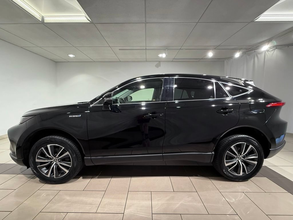 Certified 2021 Toyota Venza LE AWD/4WD image 2