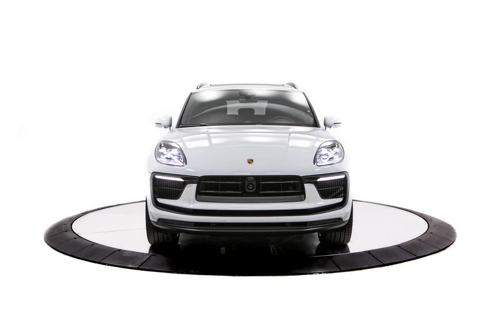 New 2026 Porsche Macan S AWD/4WD image 10