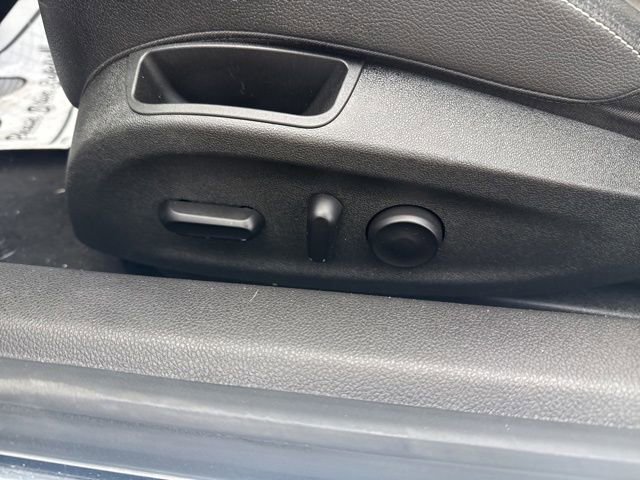 Used 2016 Buick Cascada Premium image 13