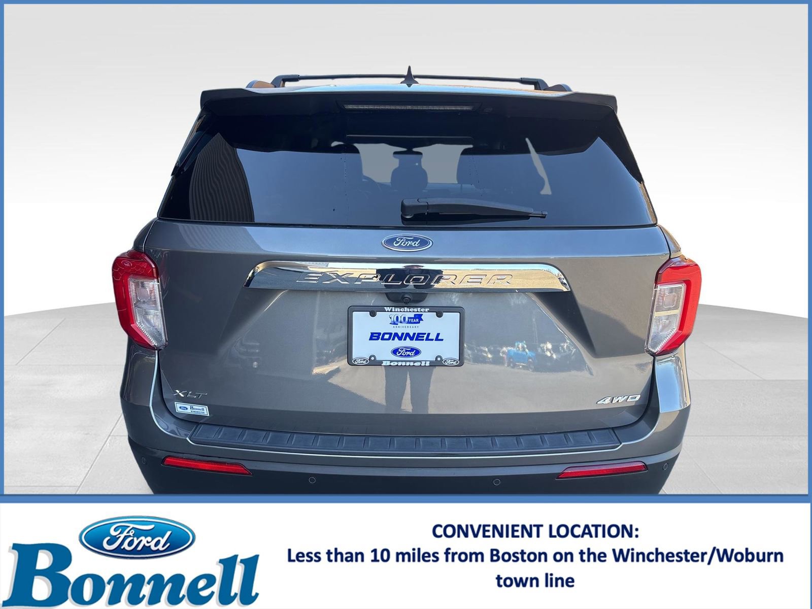 Certified 2022 Ford Explorer XLT w/ Equipment Group 202A image 4