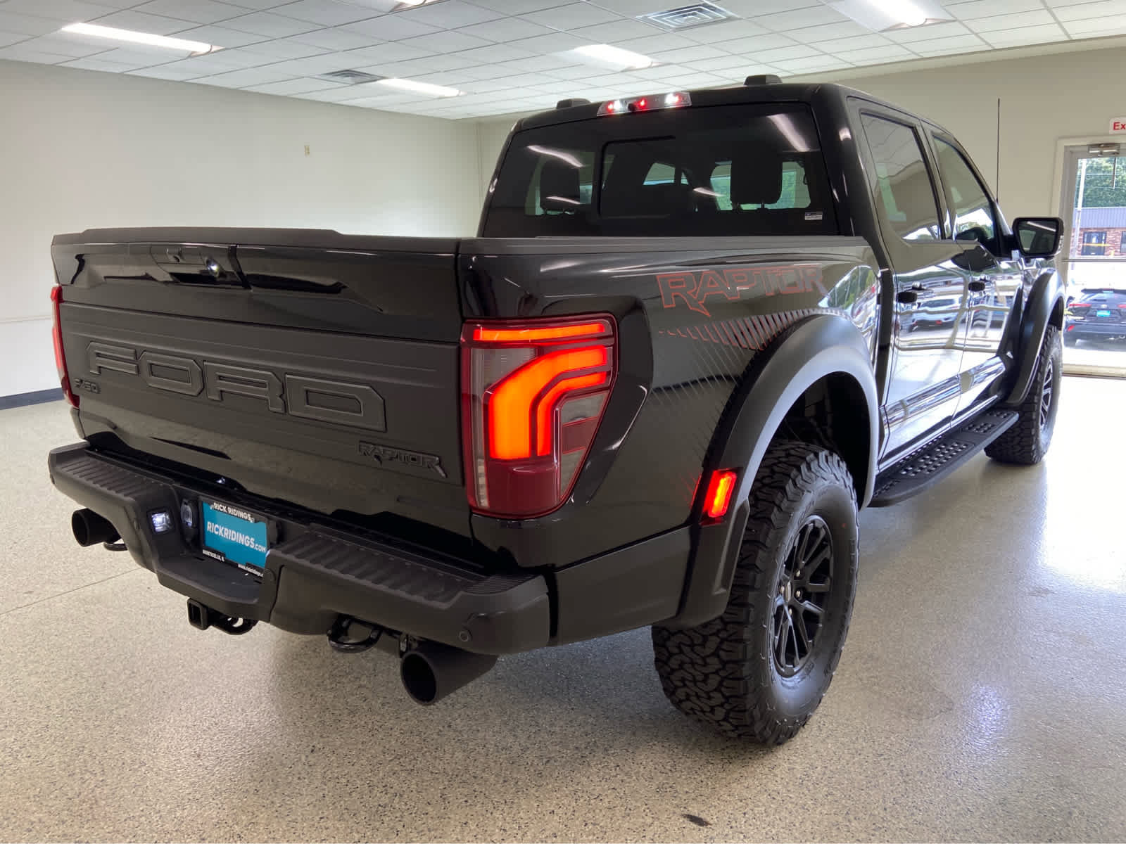 New 2025 Ford F150 Raptor image 5