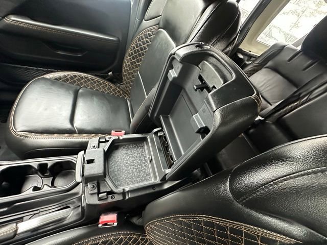 Used 2022 Jeep Wrangler Unlimited Sahara image 27
