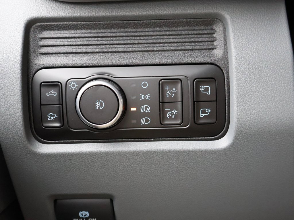 New 2026 Ford F250 XLT w/ XLT Premium Package image 30