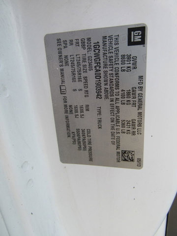 Used 2013 Chevrolet Express 2500 RWD image 30