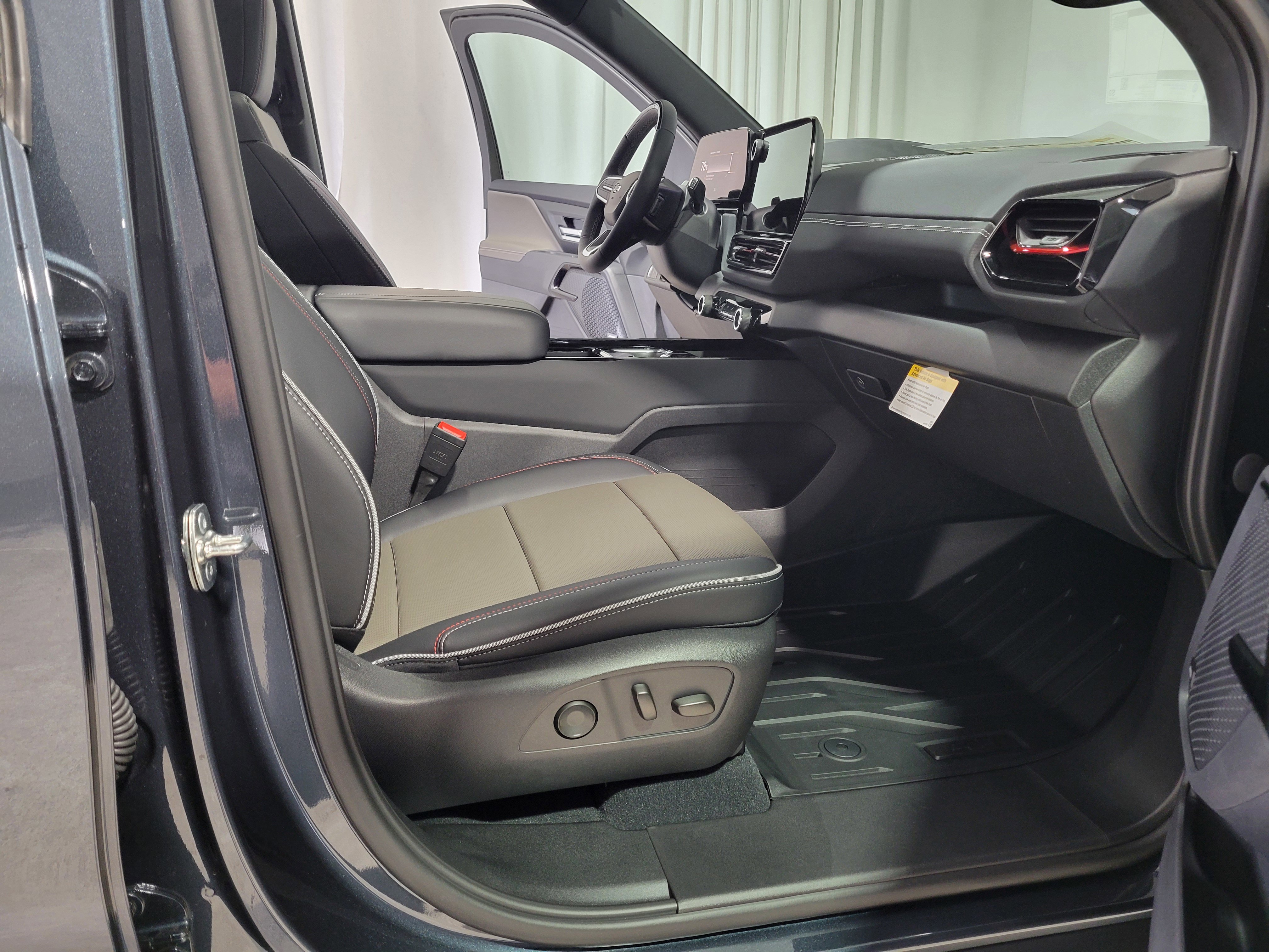New 2026 Chevrolet Silverado EV Trail Boss image 38