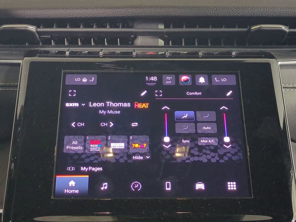 Used 2024 Jeep Grand Cherokee Altitude image 21