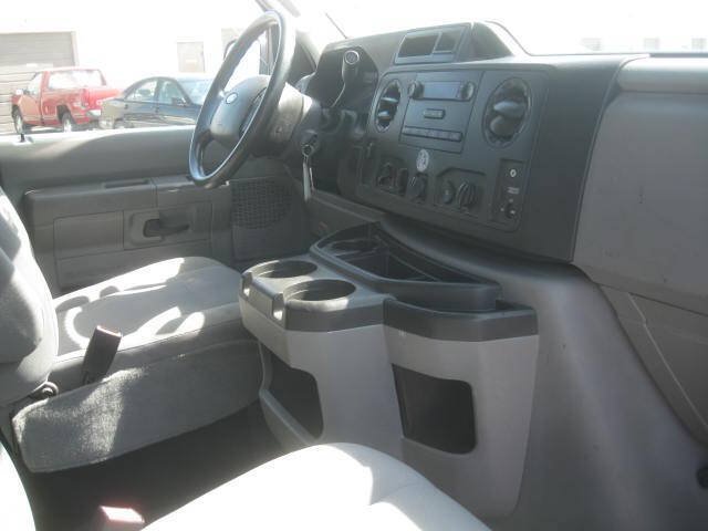 Used 2014 Ford E-250 and Econoline 250 w/ Power Group RWD image 14