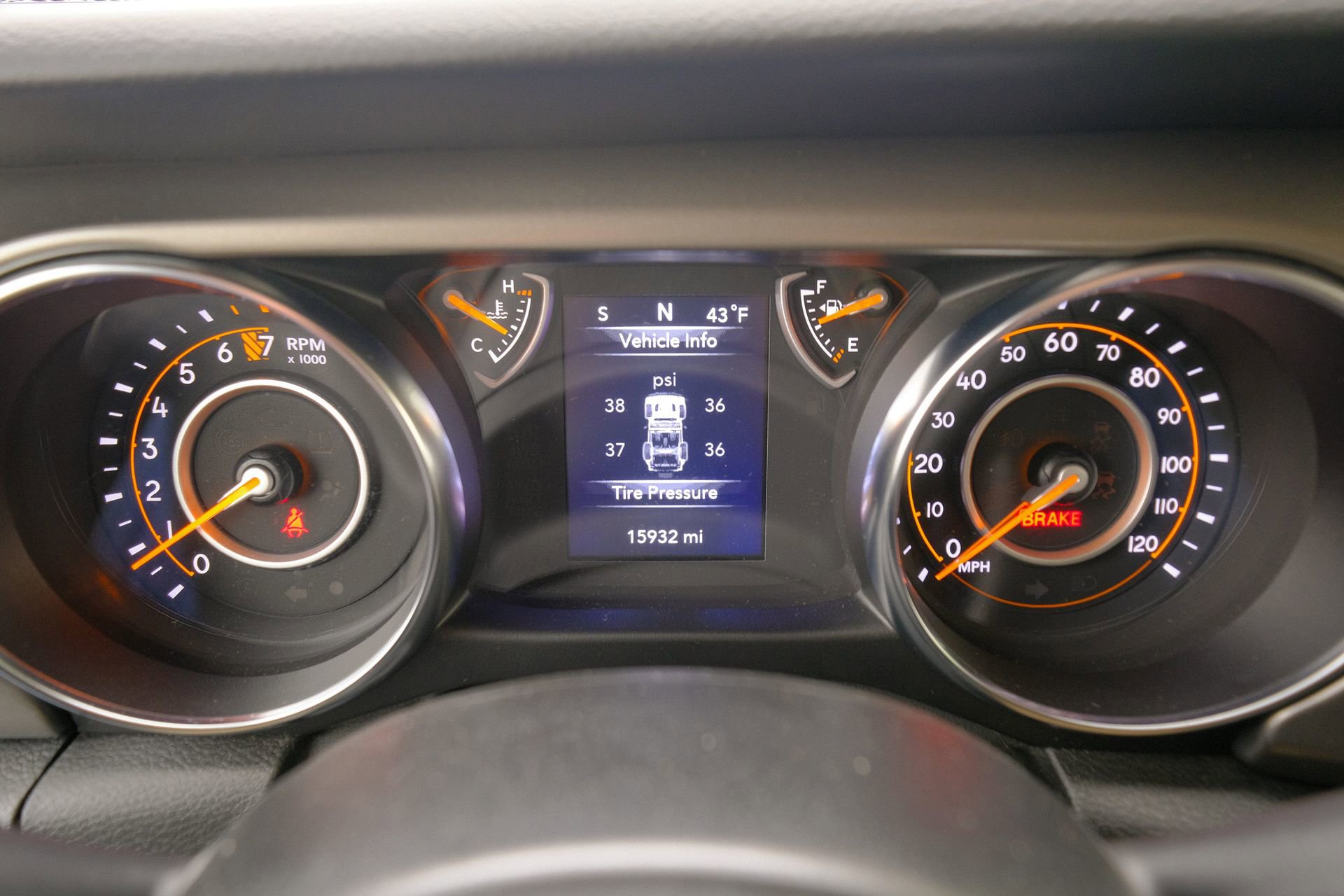 Used 2022 Jeep Wrangler Unlimited Sport image 39