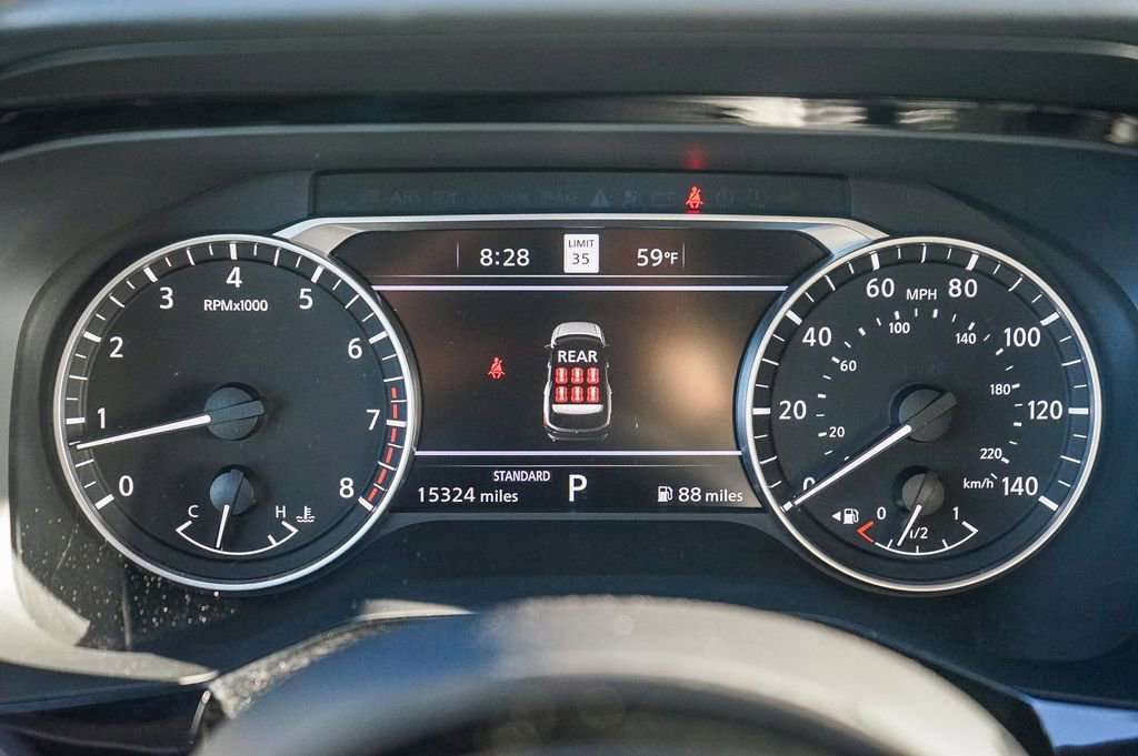 Used 2024 Nissan Pathfinder SL image 21