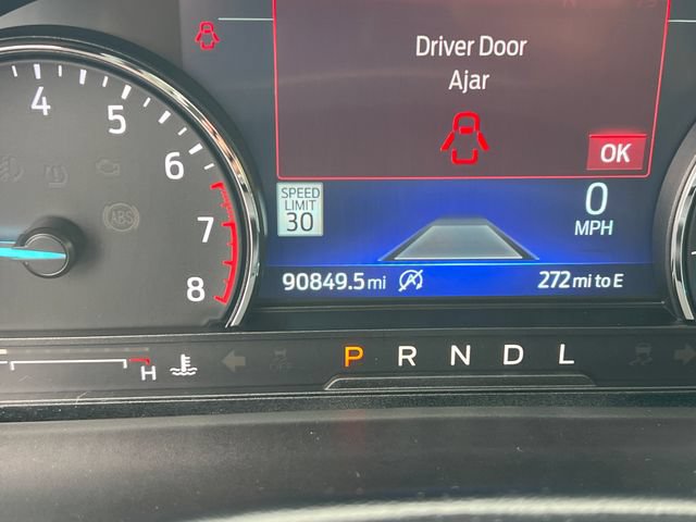 Used 2023 Ford Explorer Limited AWD/4WD image 19