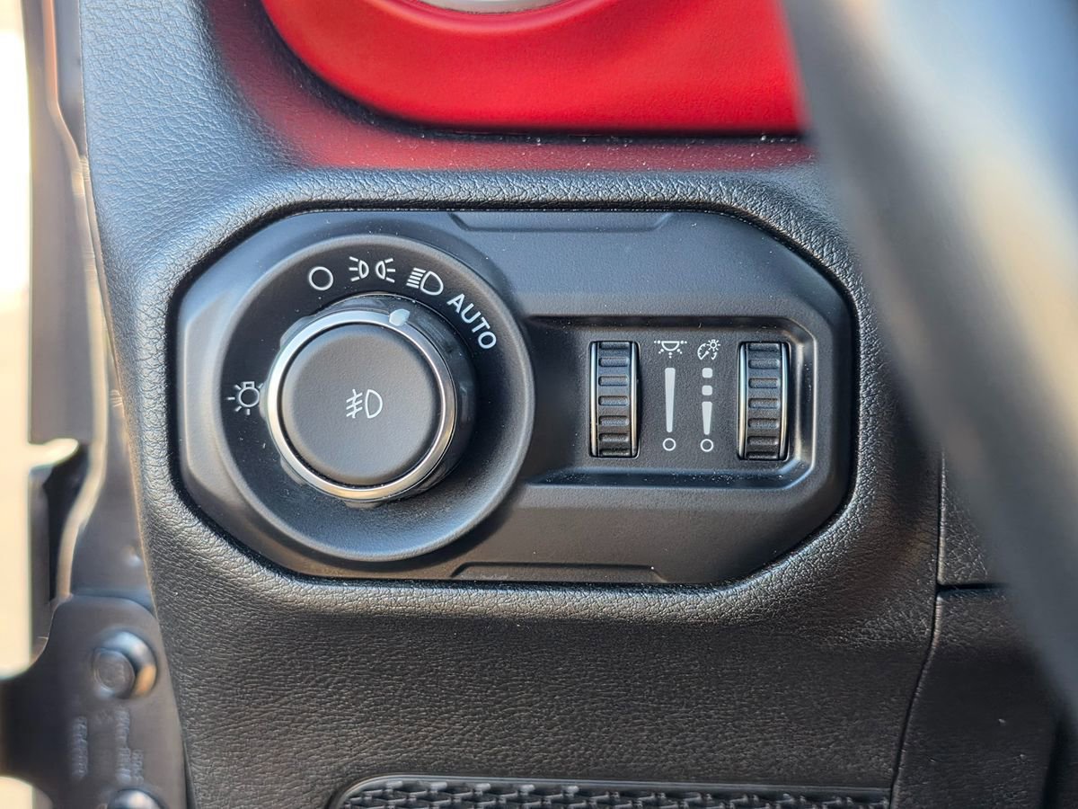 Used 2020 Jeep Wrangler Unlimited Rubicon AWD/4WD image 47
