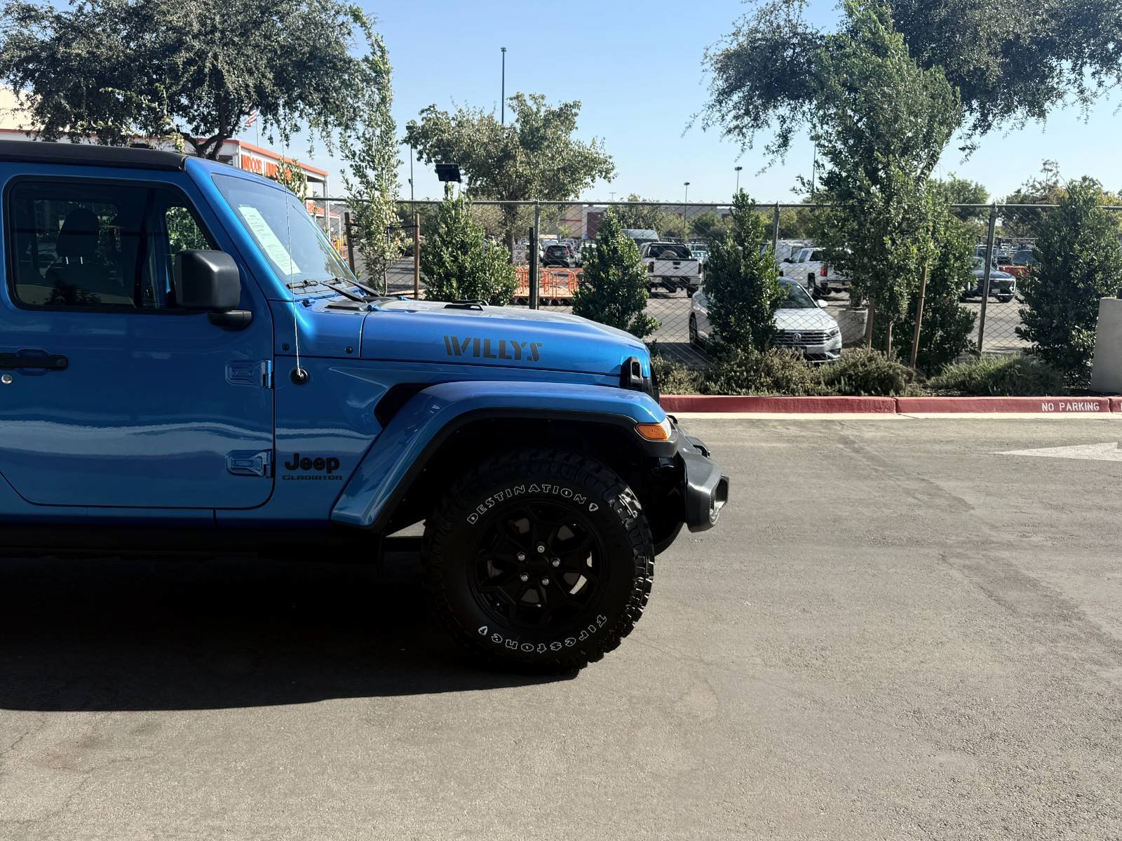 Used 2021 Jeep Gladiator Sport AWD/4WD image 4