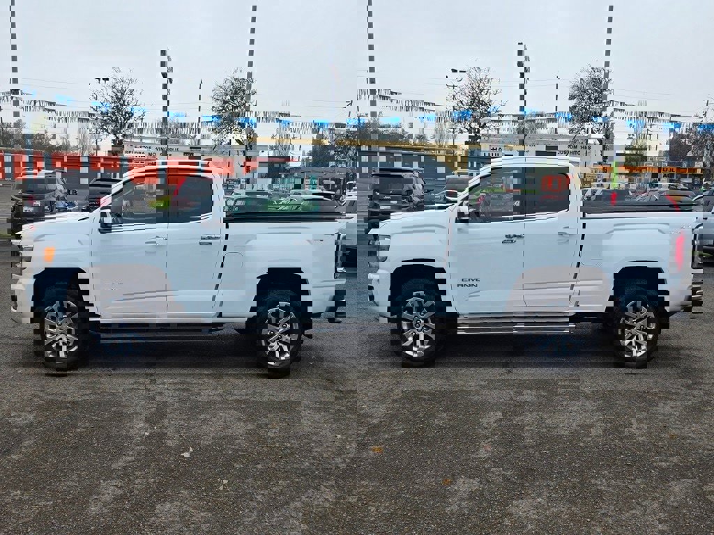 Used 2017 GMC Canyon SLT image 6