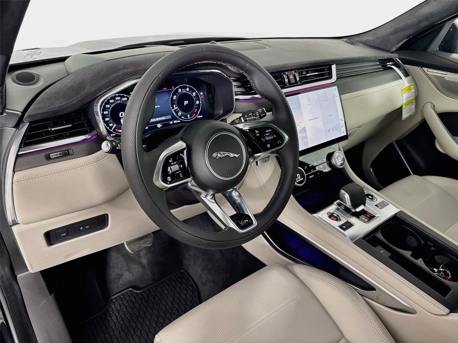 New 2026 Jaguar F-PACE SVR AWD/4WD image 9