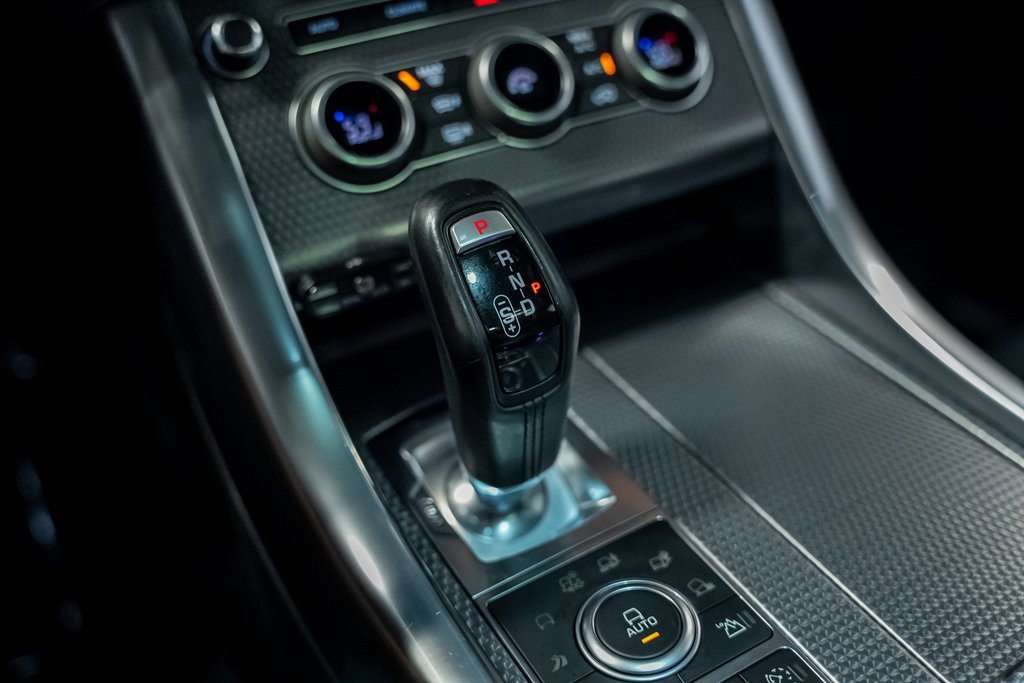 Used 2016 Land Rover Range Rover Sport SVR image 56