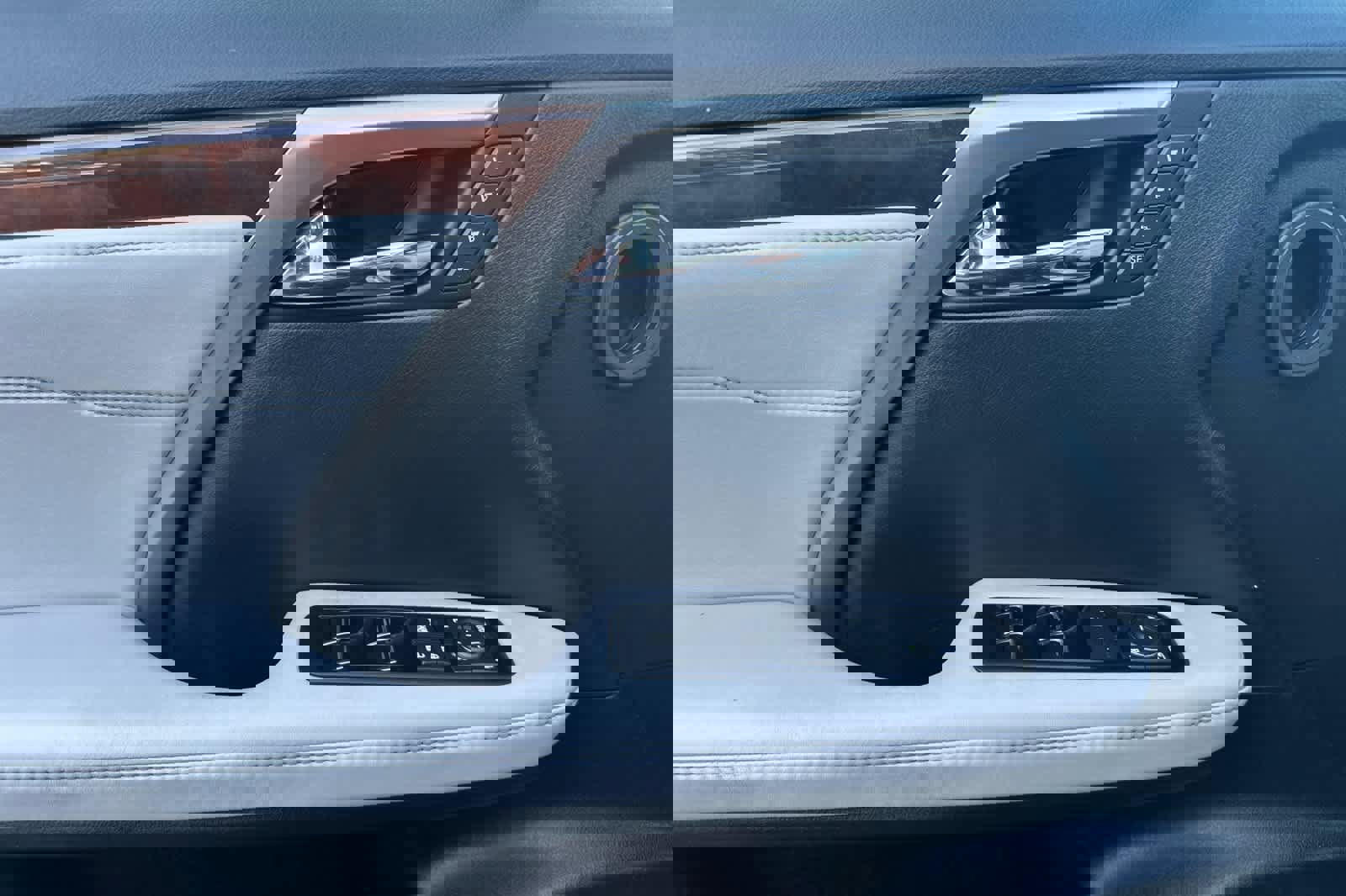 Used 2017 Lexus RX 350 AWD image 11