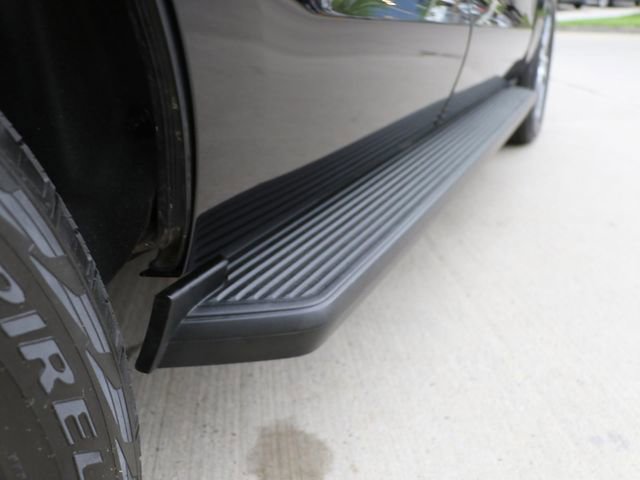 Used 2025 Ford Expedition Active AWD/4WD image 8