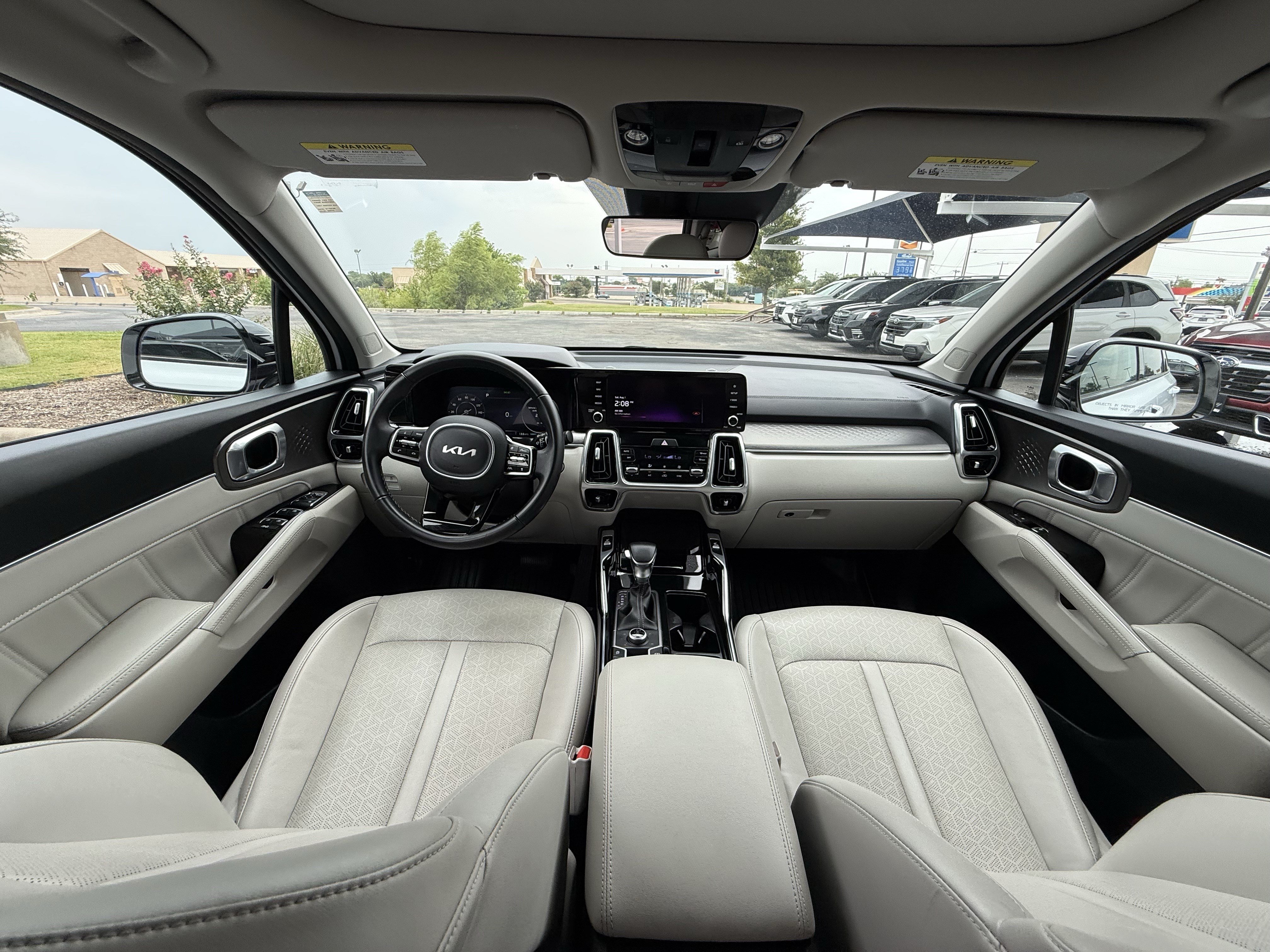 Used 2023 Kia Sorento SX AWD/4WD image 25