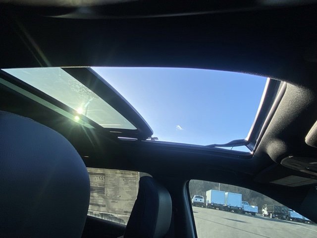 New 2024 Jeep Compass Limited w/ Elite Group image 33