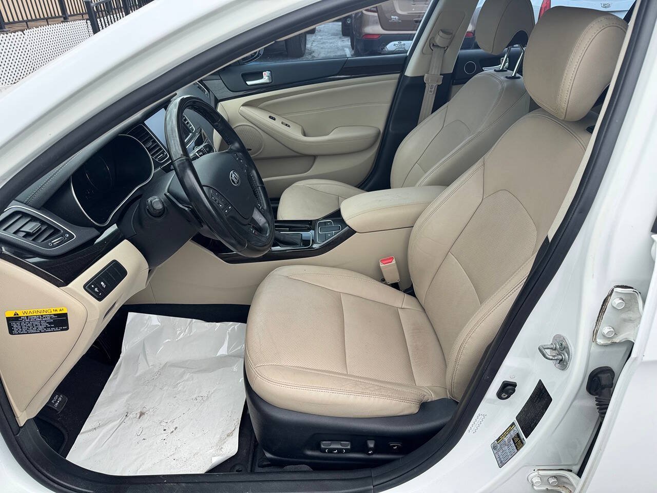 Used 2014 Kia Cadenza Premium FWD image 12