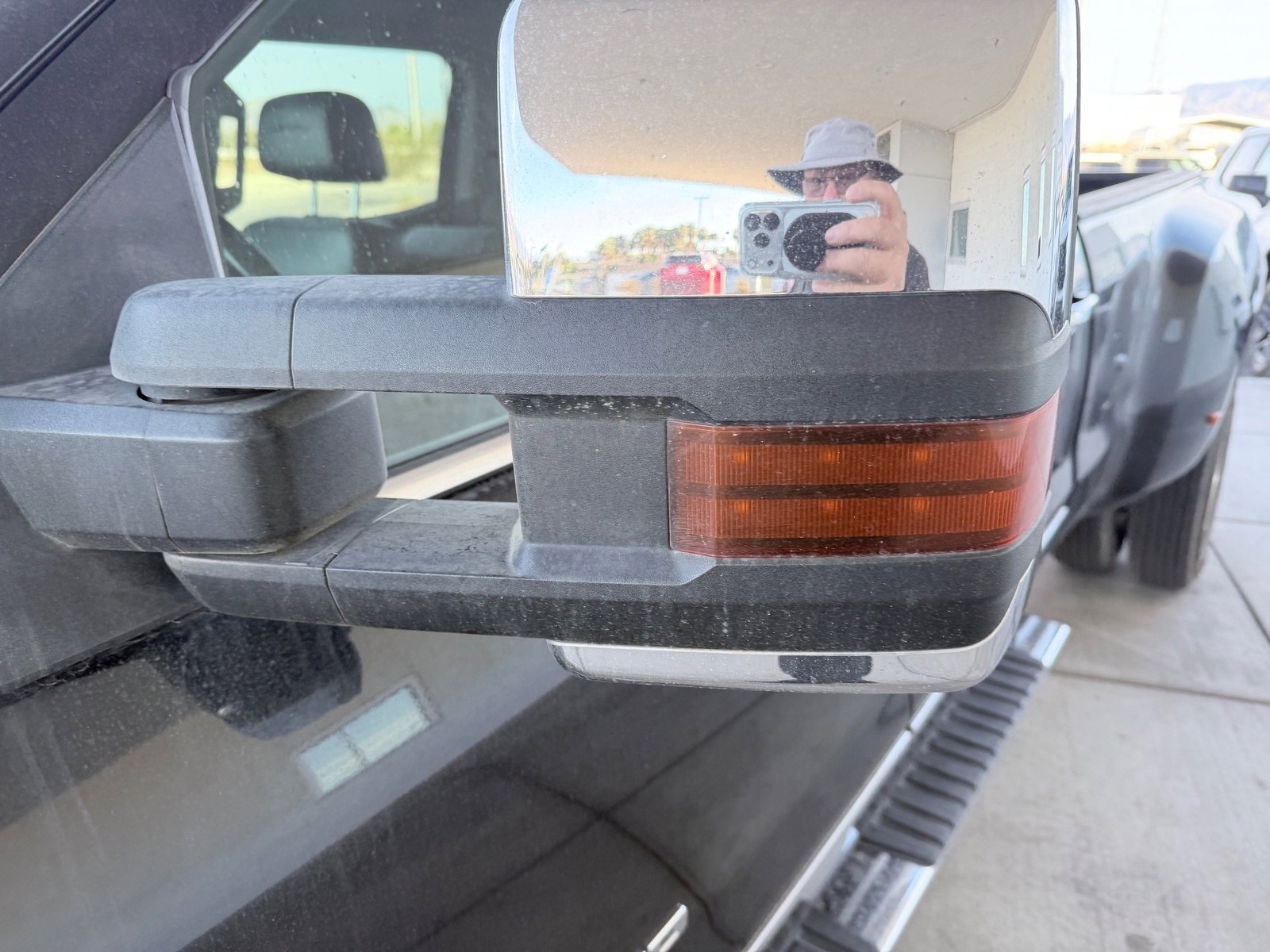 Used 2015 GMC Sierra 3500 Denali w/ Duramax Plus Package image 15