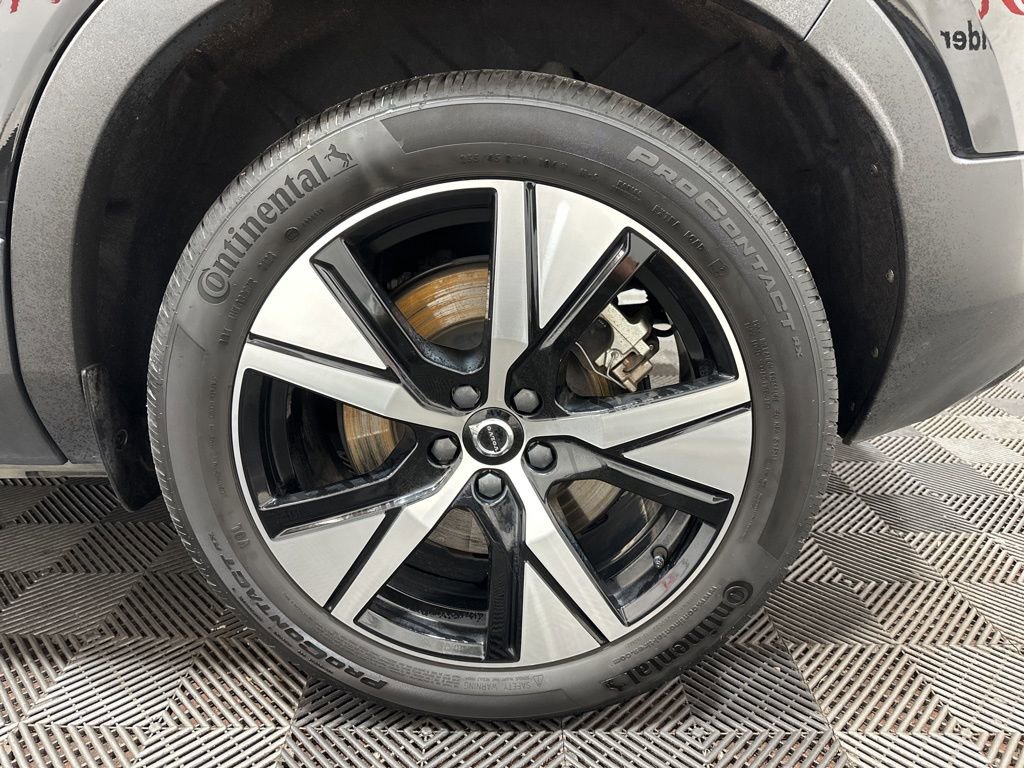 Used 2021 Volvo XC40 P8 Recharge image 34