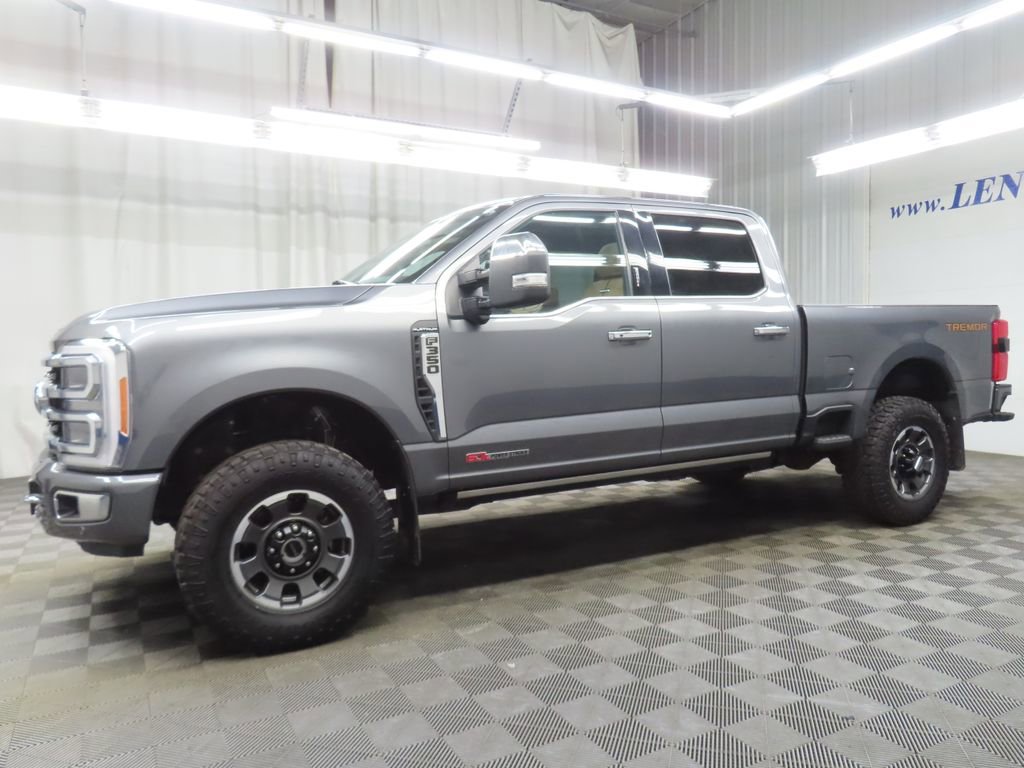 Used 2023 Ford F350 Platinum w/ Tremor Off-Road Package AWD/4WD image 9