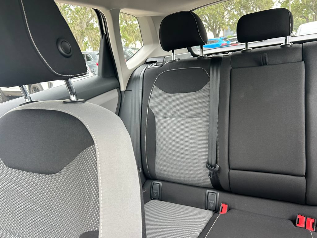 Certified 2023 Volkswagen Taos S FWD image 12