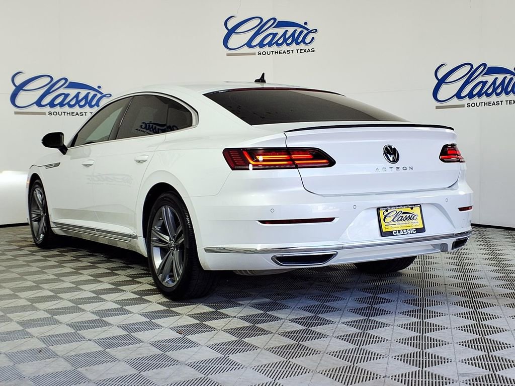 Used 2023 Volkswagen Arteon SE image 2