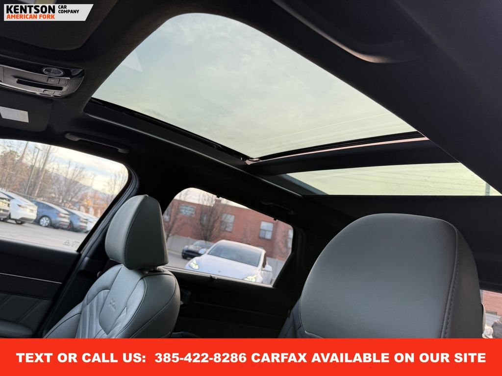Used 2025 Kia Sorento SX Prestige w/ Sage Leather Package image 34