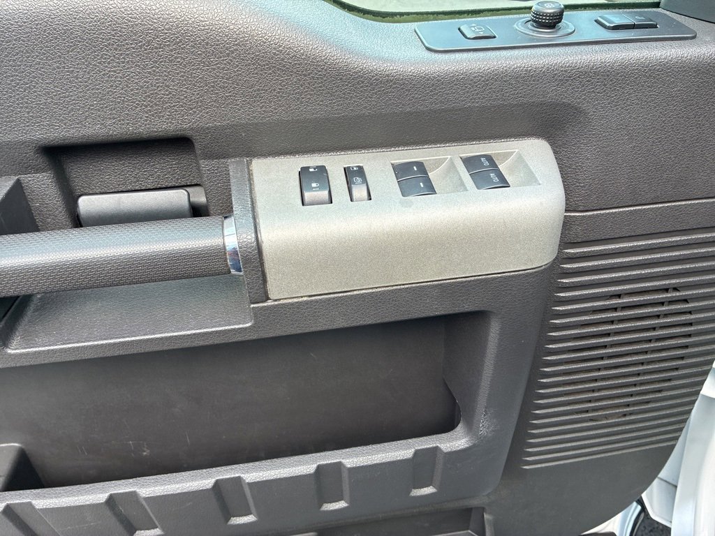 Used 2013 Ford F350 Lariat w/ Camper Pkg image 20