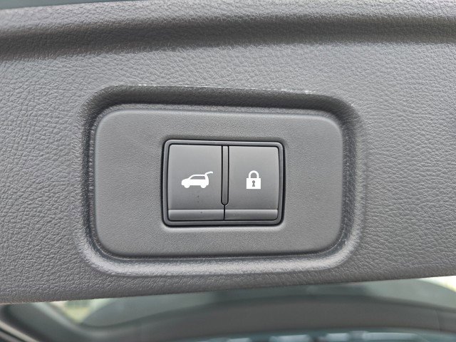 New 2026 Nissan Pathfinder SL image 19